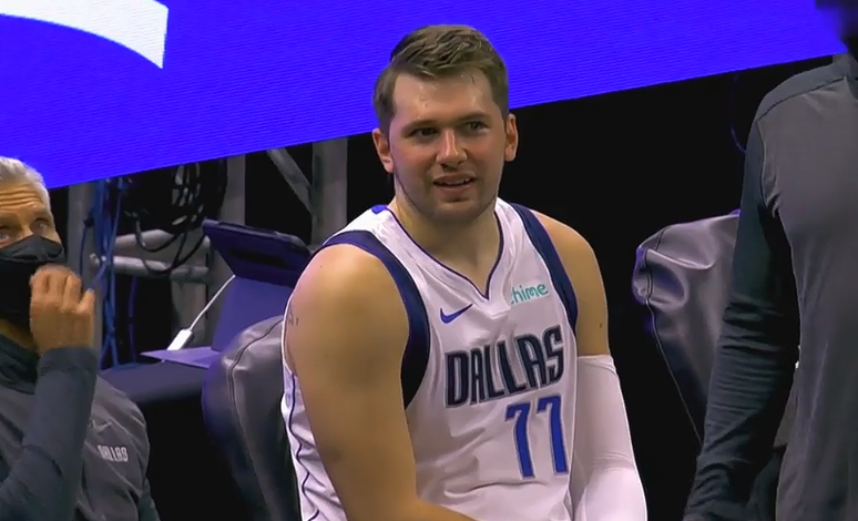  东契奇超神发挥独行侠大胜快船巩固西部第二